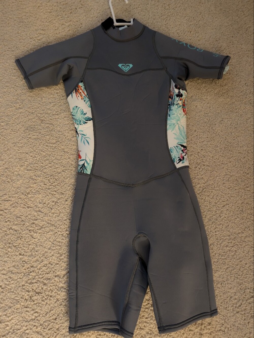 Roxy Floral Print Short-Sleeve Springsuit Wetsuit (Great Condition)